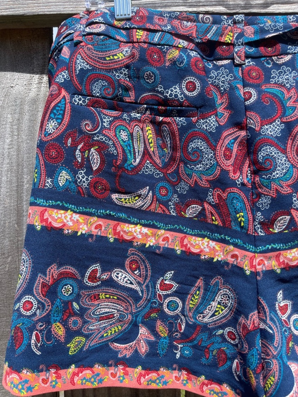 LOFT Navy Paisley Shorts with Coral and Teal Accents Size 12 - Picture 8 of 8
